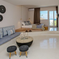 Unforgettable Beach House in Tinos II – Παραθαλάσσια κατοικία στη Λυχναφτιά, με άμεση πρόσβαση στη θάλασσα.
