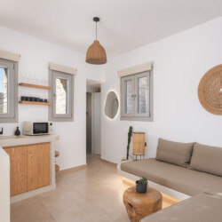 Πολυτελής εσωτερικός χώρος του Rabela’s House με σύγχρονες ανέσεις